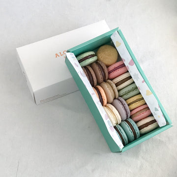 Macarons (Box of 16)